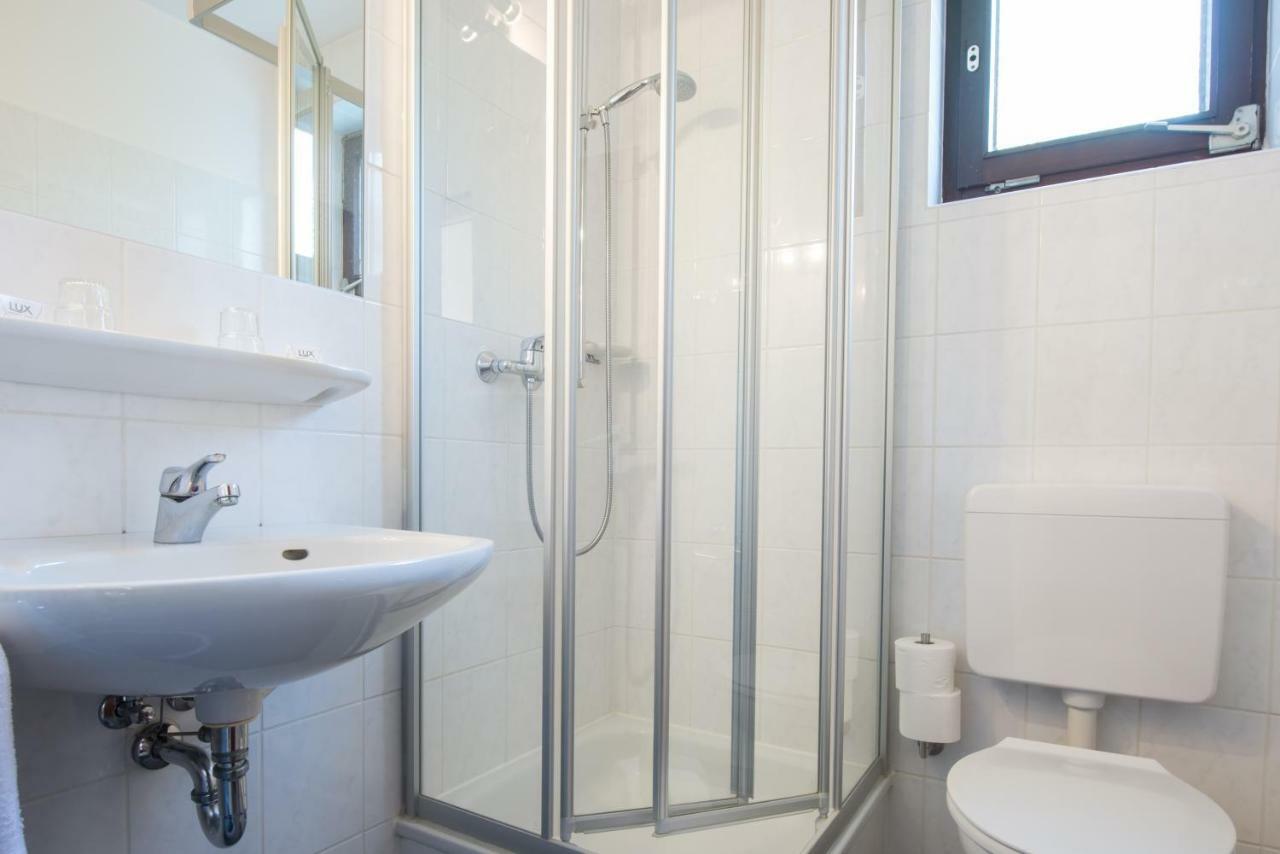 Hotel Joh Bad Salzuflen Bagian luar foto